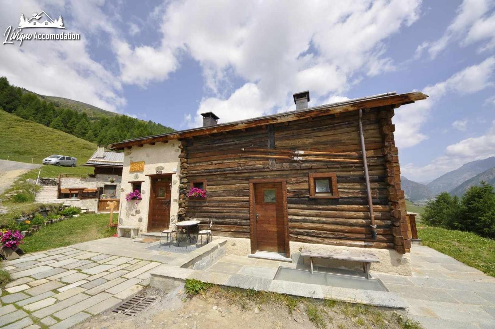 Mountain Chalet Scoiattolo By Livigno Accomodation Dış mekan fotoğraf